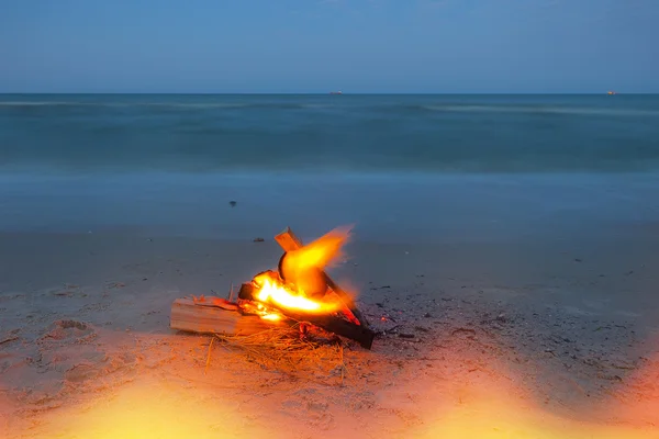 海滩失火 — 图库照片