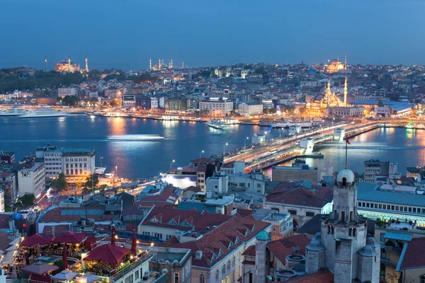 Istanbul skyline — Stock Photo, Image