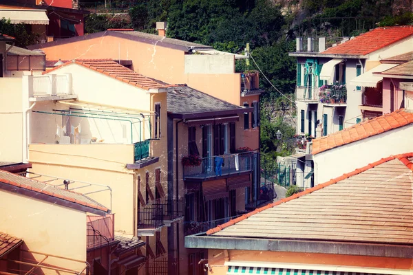 Foto estilo retro de casas na colina — Fotografia de Stock