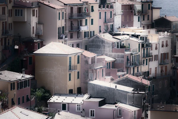 Foto estilo retro de casas na colina — Fotografia de Stock