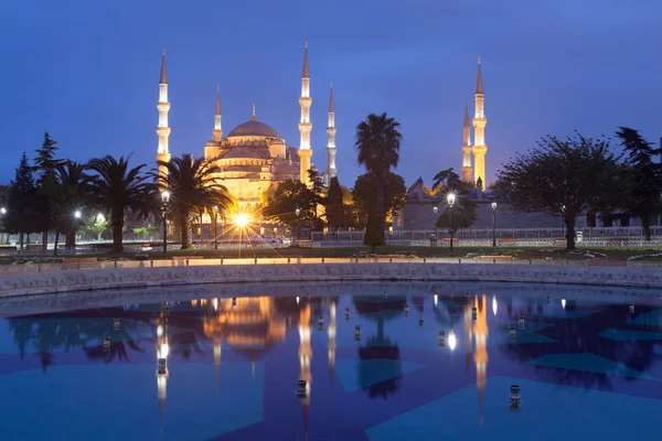 Sultanahmet Mesquita Azul ao entardecer — Fotografia de Stock