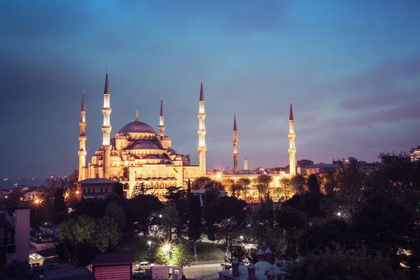 Sultanahmet blauwe moskee nacht weergave — Stockfoto
