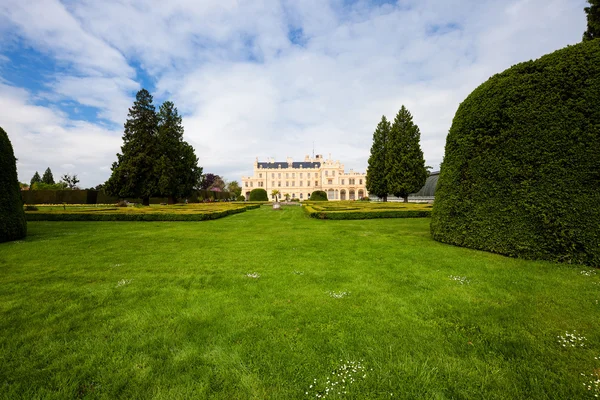 Lednice palácio — Fotografia de Stock