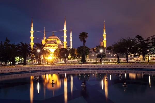 Sultanahmet blauwe moskee 's nachts — Stockfoto