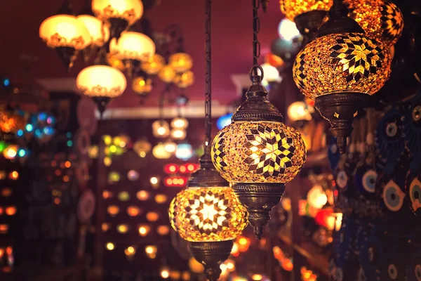 Kleurrijke vintage lamp — Stockfoto