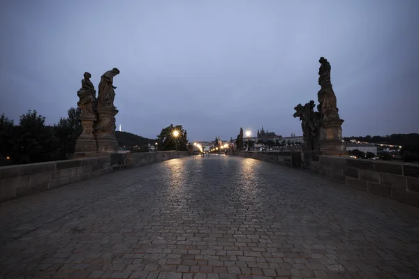 Charles Bridge at night — Stock Photo, Image