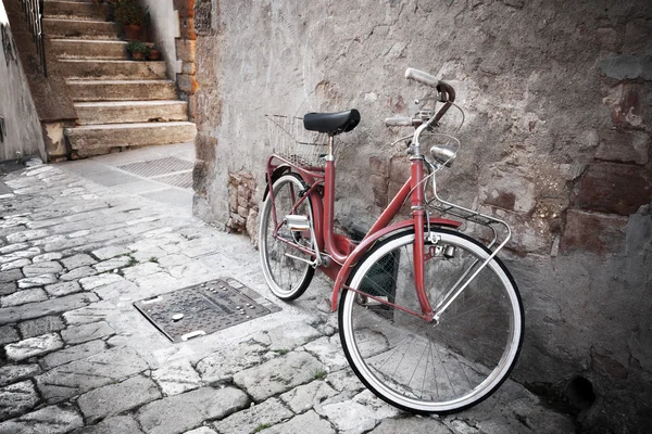 Rower na ulicy — Zdjęcie stockowe