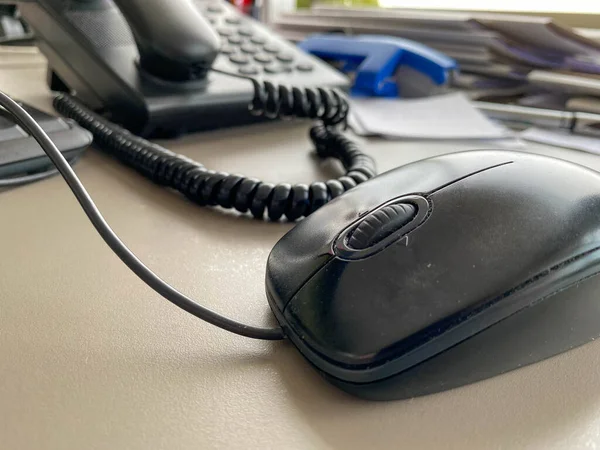 Teléfono Fijo Negro Con Tubo Botones Cable Mesa Trabajo Escritorio — Foto de Stock