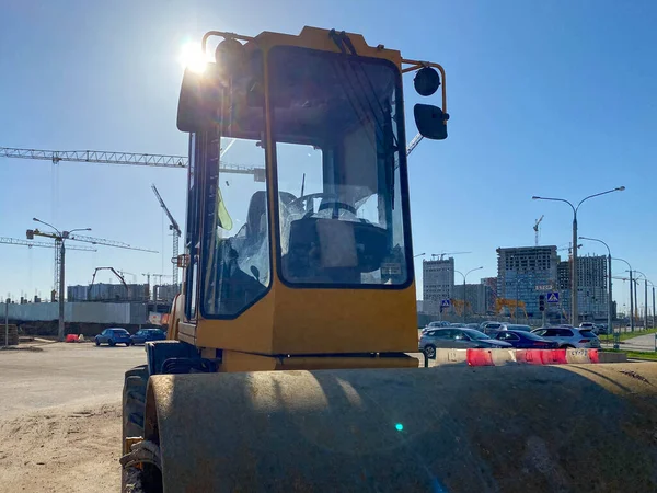 Gran Rodillo Amarillo Moderno Gran Alcance Para Pavimentación Asfalto Reparación — Foto de Stock