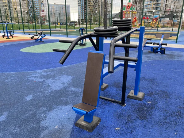 New Modern Blue Sports Fitness Workout Area Exercise Equipment Outdoors — Stock Photo, Image