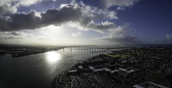 Ciudad de San Diego cerca del océano Pacífico — Foto de Stock