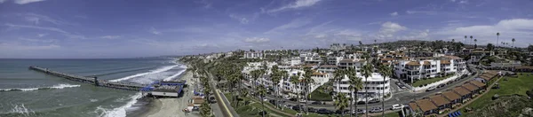 Vista della città di San Clemente vicino all'oceano — Foto Stock