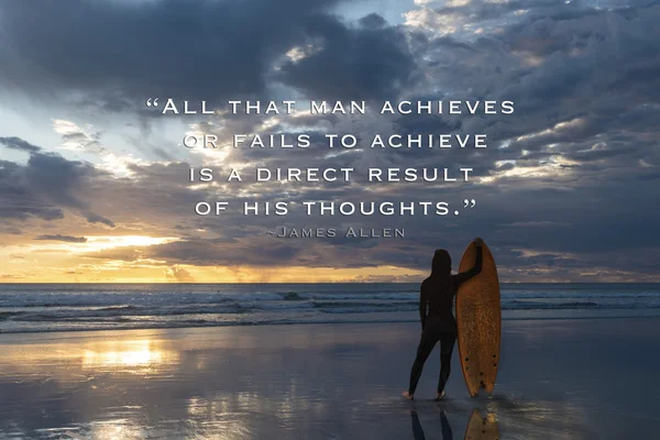 A silhouetted surfer waits for the perfect set — Stock Photo, Image