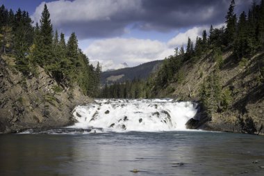Dirsek Falls, Alberta, Kanada