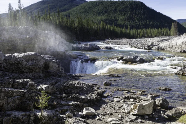 Elleboog Falls, Alberta, Canada — Stockfoto