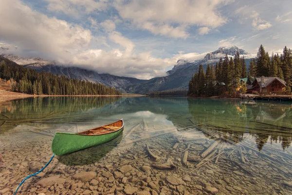 Emerald Lake reflecties — Stockfoto