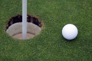 Top ve Golf bayrak