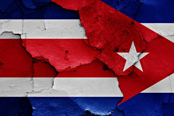 Vlajky Kostariky Kuby Namalované Popraskané Zdi — Stock fotografie
