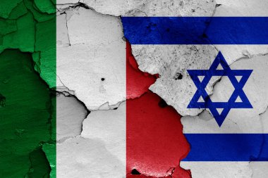İtalya ve İsrail bayrakları