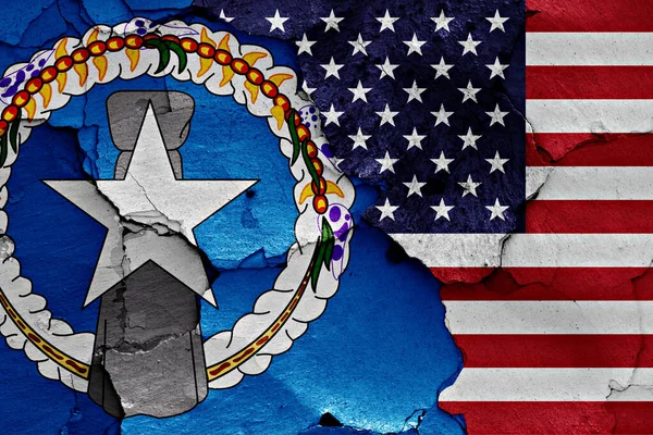Vlaggen Van Noordelijke Marianen Usa Geschilderd Gebarsten Muur — Stockfoto