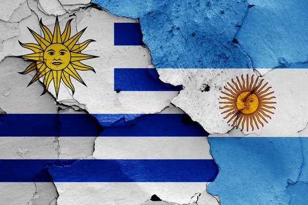 乌拉圭和阿根廷的国旗 — 图库照片