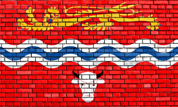 Флаг Херефордшира, нарисованный на кирпичной стене — стоковое фото