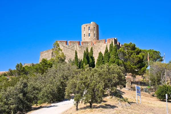 Φρούριο Αγίου ΕΛΜΕ μεταξύ λιμένα-Vendres και Collioure, Μεσογειακή, Πυρηναία Orientales, Ρουσιγιόν, Γαλλία — Φωτογραφία Αρχείου