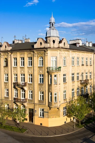 Vecchia casa all'incrocio tra via Bernardine e Smocza, Wawel, Polonia — Foto Stock