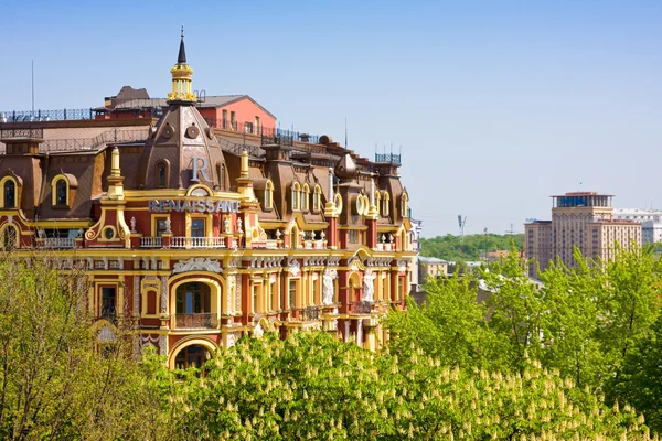 KIEV, UKRAINE-May,5: Old building in the neo-Renaissance style in Kiev on May 5,2013. The hotel "Renaissance Kyiv" . Built in 1899-1902 — Stock Photo, Image