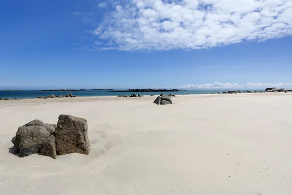 Strand op het eiland Herm, Verenigd Koninkrijk — Stockfoto