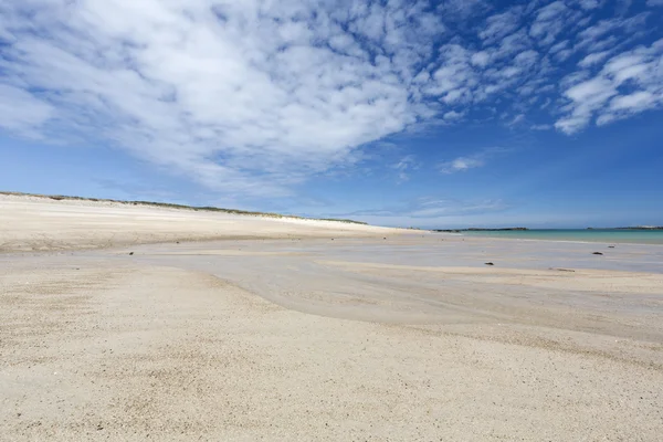Praia na ilha de Herm, Reino Unido — Fotografia de Stock