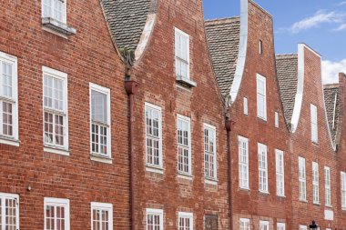 Tuğla cephe tipik Hollanda evlerin