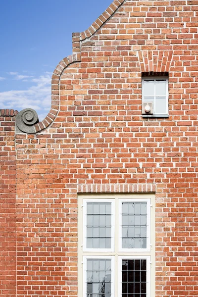 Brick facade of typical dutch houses — Stock Photo, Image