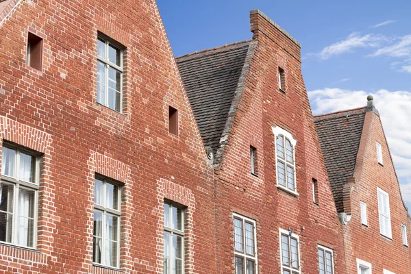 Tuğla cephe tipik Hollanda evlerin