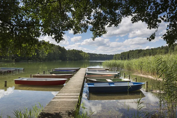 Lake Roofensee in het oostelijke deel van Duitsland, Europa — Stockfoto