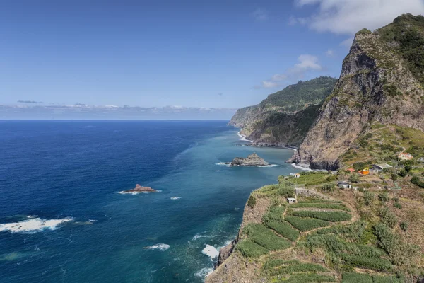 Madeira'nın kuzey kıyılarında görüntülemek — Stok fotoğraf