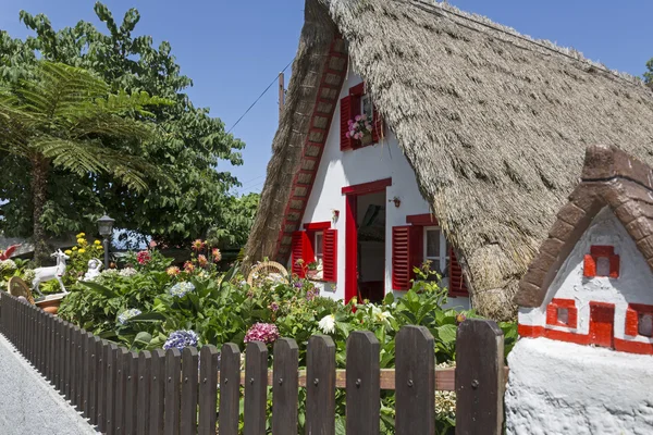 Historic house on Madeira island, Portugal — Stock Photo, Image