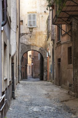Roma, İtalya'nın eski bölümü tipik alleyway