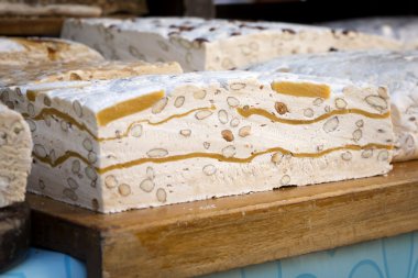 Nuga Fransa piyasada