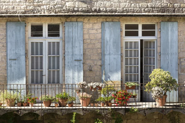 Balcón en una casa residencial en Francia —  Fotos de Stock