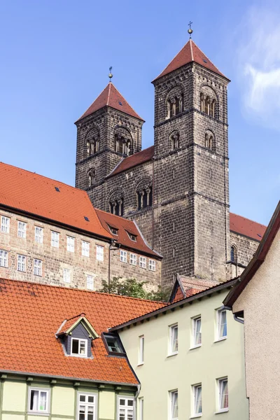 Tarihi "Stiftskirche" kilisenin Quedlinburg, Almanya — Stok fotoğraf