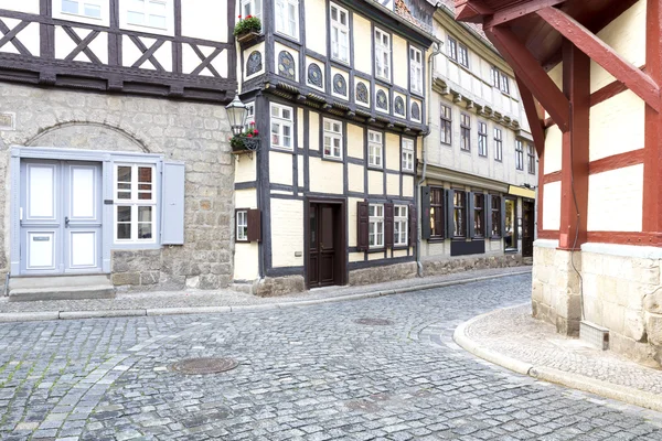 Hrázděný dům v městě Quedlinburg, Německo — Stock fotografie