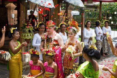 Bali geleneksel düğün