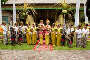 Bali geleneksel düğün