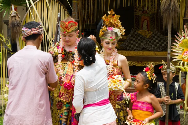 Traditionella bröllop i Bali — Stockfoto