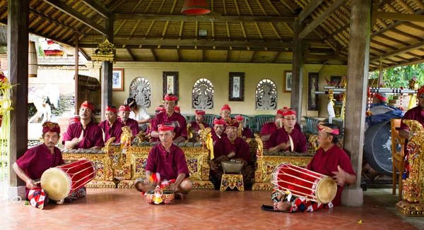 Traditionella bröllop i Bali — Stockfoto
