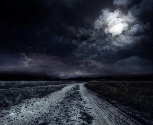 Straße in der Nacht — Stockfoto