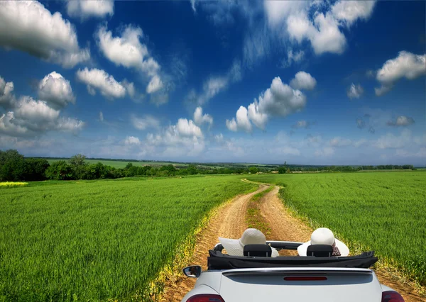 Vrouw in de auto — Stockfoto