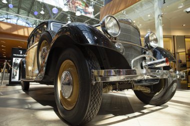  Araç 39 yayın. Mercedes Benz