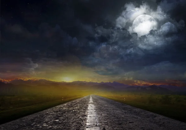 Asphalt road night bright illuminated large moon — Stock Photo, Image